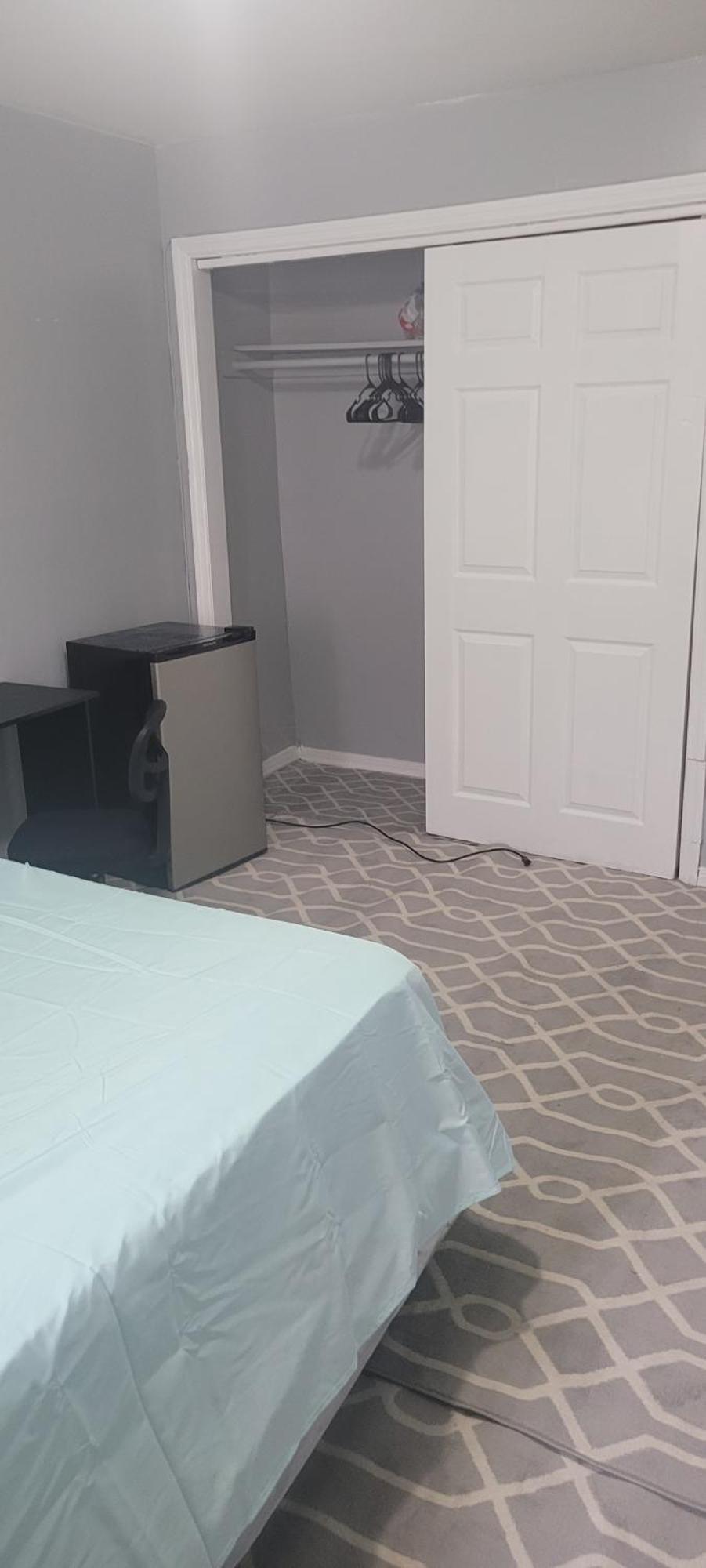 Room In A Beach House With King Size Bed In A Landlord Hosted Three Bedroom Apartment Nova York Exterior foto